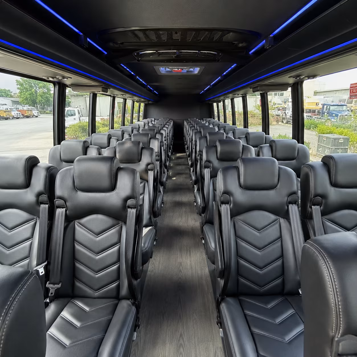 baton rouge 25 passenger minibus inside