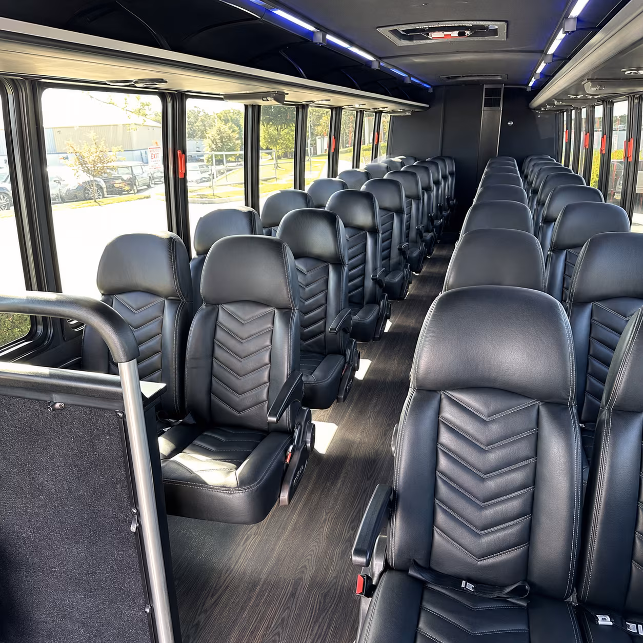 baton rouge 30 passenger minibus interior