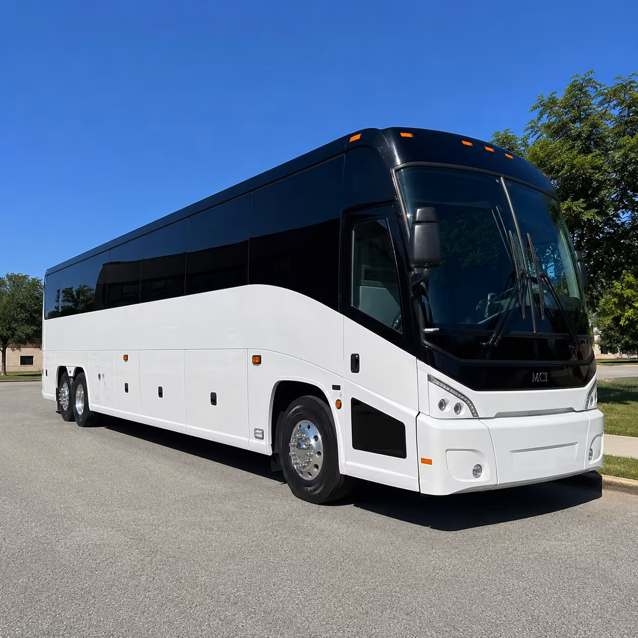 baton rouge 40 passenger charter bus