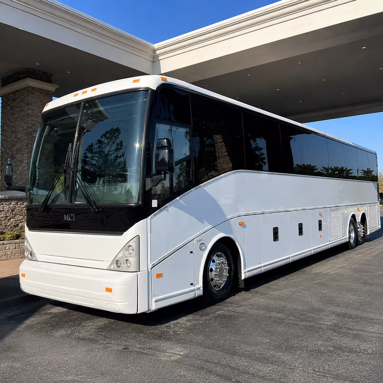 charter bus rentals for lsu and corporate events on the north gates corridor