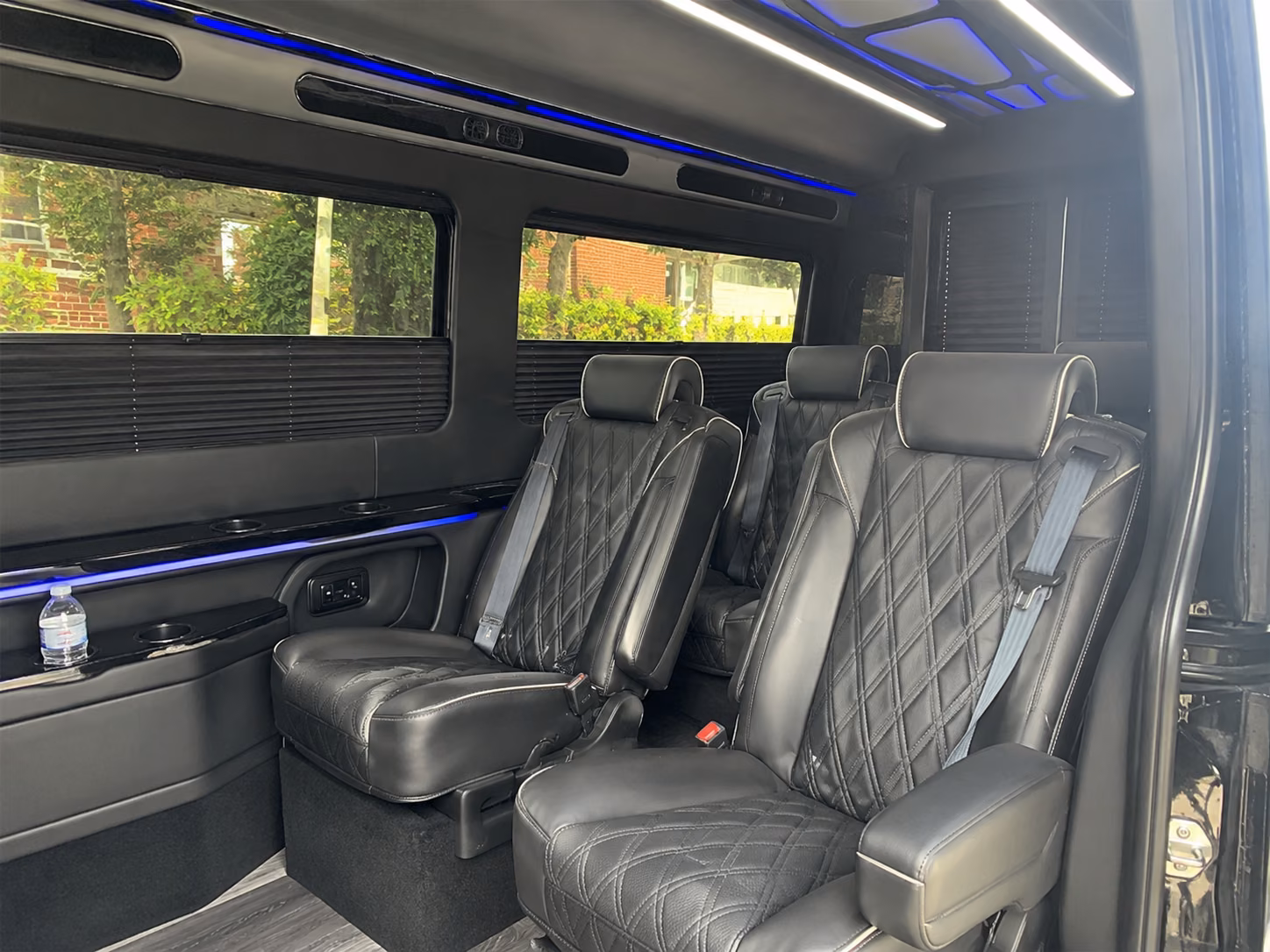 easily book transportation for your next corporate event 1
