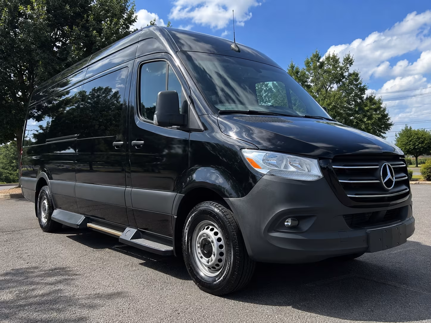 easily book transportation for your next prom 5