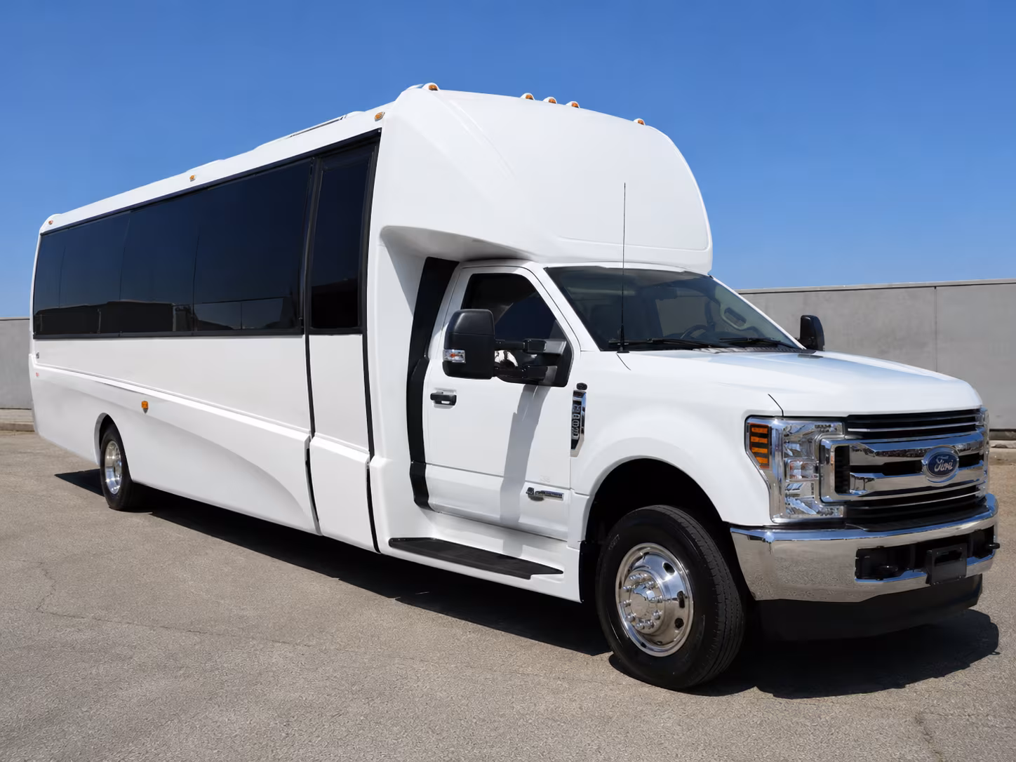easily book transportation for your next sporting event 1