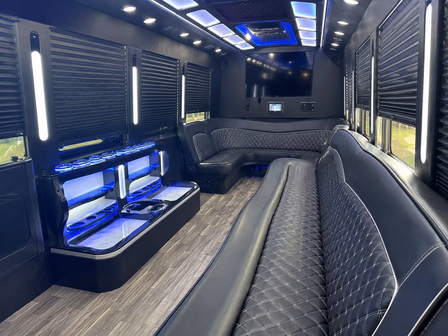 party buses for baton rouge wedding parties and bridal groups